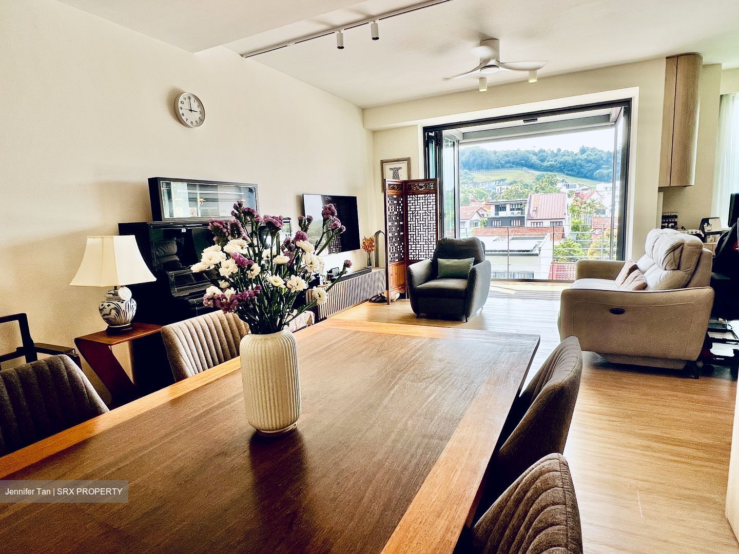 Hilltop Grove (D23), Condominium #601043871
